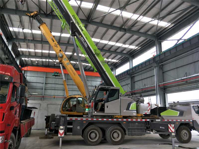 阜宁县高空车出租需要注意哪些安全事项？